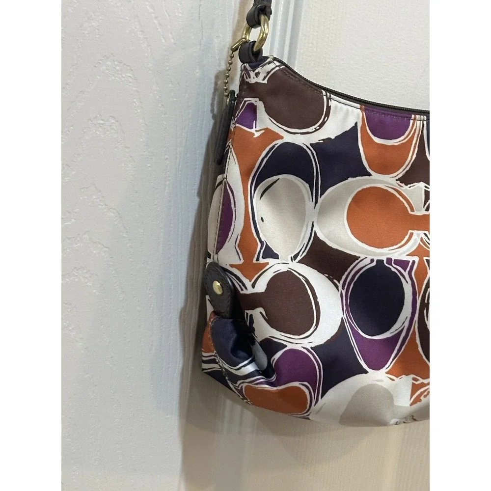 Coach Brown Leather Swingpack Ashley Scarf Signature Purse‎ - Picture 8 of 11